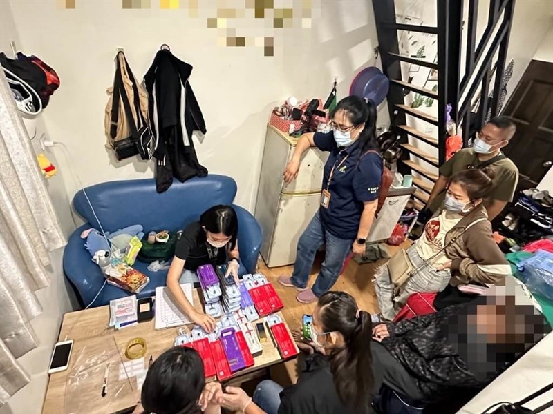 Seorang pekerja migran asal Vietnam diduga terlibat dalam praktik medis ilegal di Kabupaten Pingtung. (Sumber Foto : Brigade Kabupaten Pingtung Direktorat Jenderal Imigrasi)