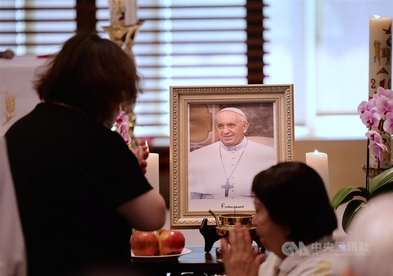 (Sumber Foto : CNA, 22 April 2025)