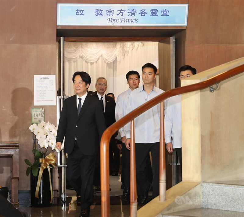 (Sumber Foto : CNA, 22 April 2025)