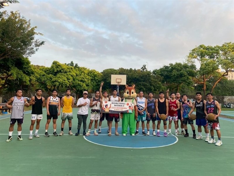 National Tsing Hua University akan menyelenggarakan turnamen basket pekerja migran di Interstellar Basketball Court, Kota Zhubei, Kabupaten Hsinchu pada 7 dan 8 Juni. (Sumber Foto : Pusat Bisnis dan Kebijakan Olahraga NTHU)