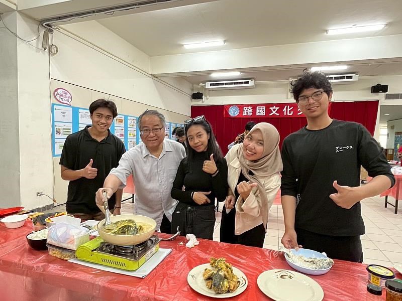 Lomba memasak untuk mahasiswa Indonesia di SJU. (Sumber Foto : St. John