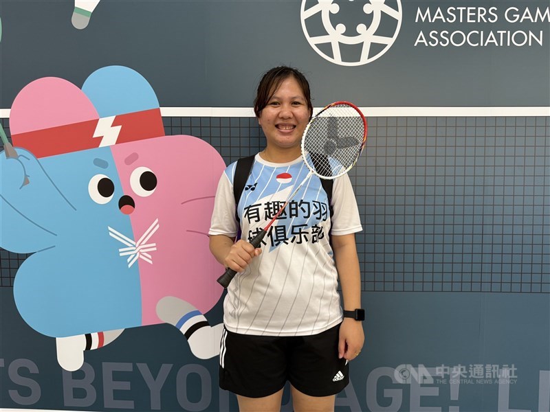Anita Luki, seorang pekerja migran Indonesia berlaga di ajang bulu tangkis World Masters Games 2025 Taipei dan New Taipei. (Sumber Foto : CNA, 26 Mei 2025).