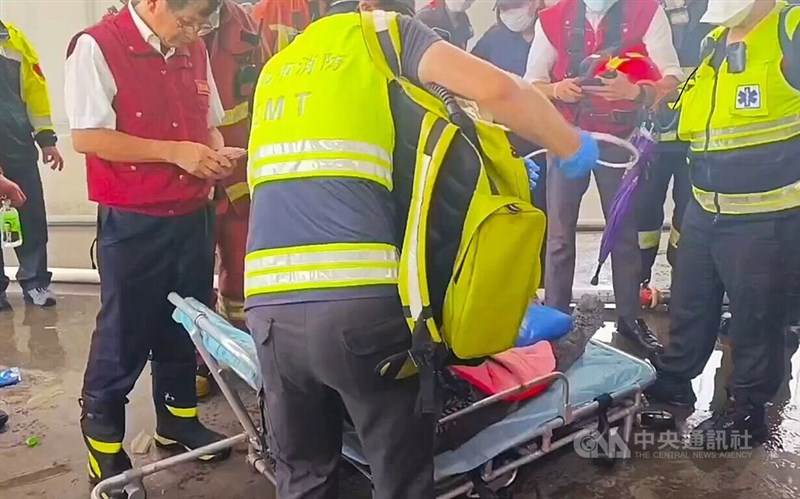 Pekerja migran Thailand ditemukan setelah dilaporkan hilang dalam kebakaran pabrik di Jalan Hongchang, Distrik Linkou, New Taipei, Kamis. (Sumber Foto : Otoritas setempat)