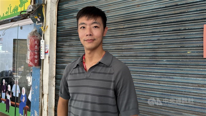 Agen khusus divisi hubungan luar negeri Biro Investigasi Kementerian Kehakiman (MJIB) Fang Liu atau yang akrab disapa Louis seusai wawancara bersama CNA. (Sumber Foto : CNA, 26 Juni 2025).