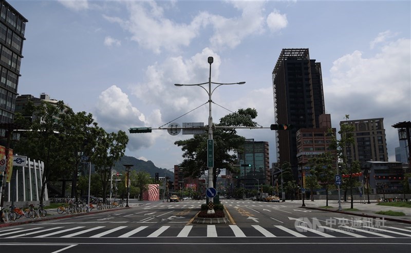 Jalan Songshan di Taipei. (Sumber Foto : CNA, 17 Juli 2025)