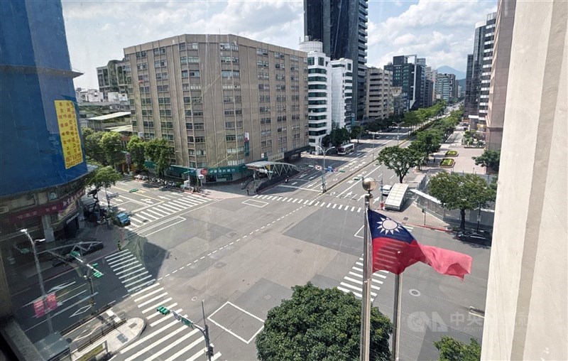 Persimpangan Jalan Minsheng Bagian 2 dengan Jalan Songjiang. (Sumber Foto : CNA, 17 Juli 2025)