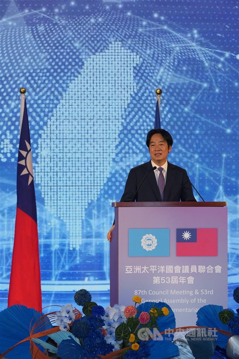 Presiden Lai Ching-te menyampaikan pidato pada Sidang Umum Persatuan Parlemen Asia-Pasifik (APPU) 2025 di Taipei pada hari Kamis. (Sumber Foto : CNA, 28 Agustus 2025)
