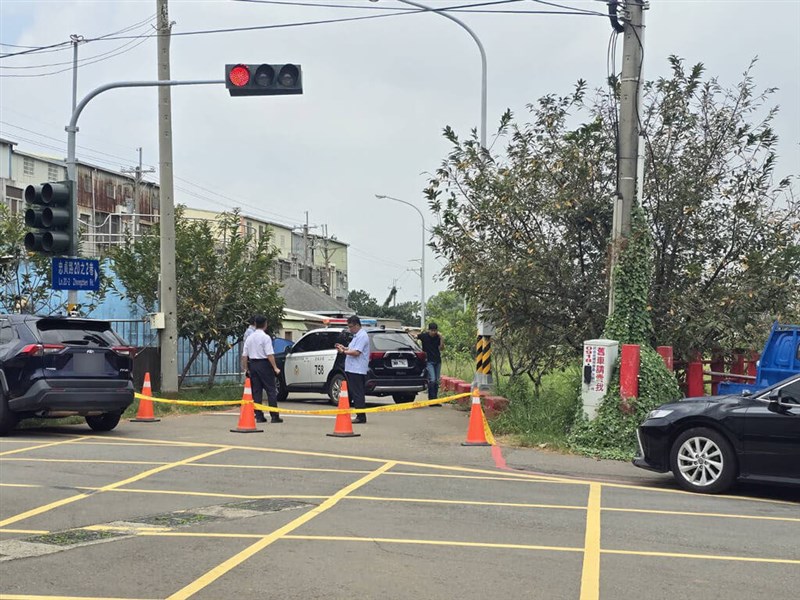 Polisi menutup lokasi kejadian dugaan pembunuhan di Distrik Shalu, Taichung. (Sumber Foto : Kontributor Pribadi)