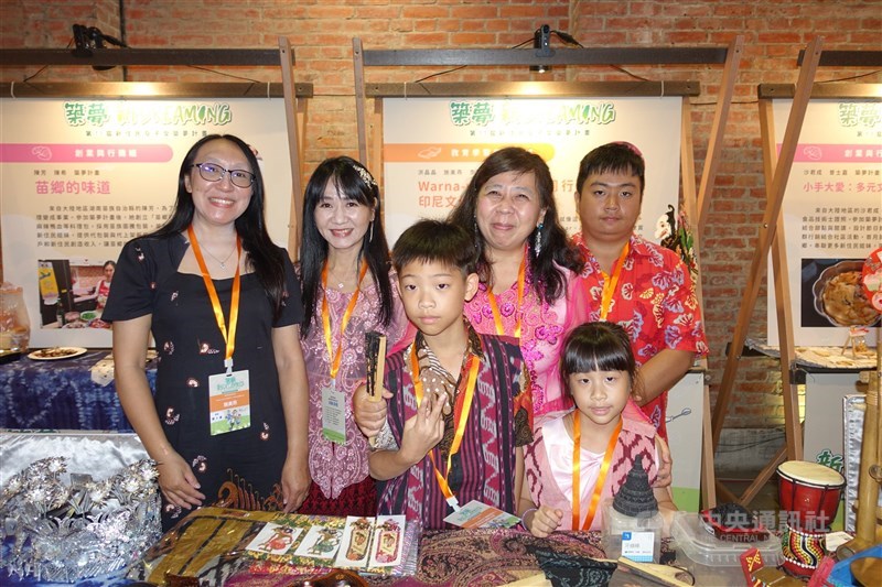 TINIDA menghadiri acara penerimaan tunjangan Direktorat Jenderal Imigrasi Taiwan. (Sumber Foto : CNA, 20 September 2025)