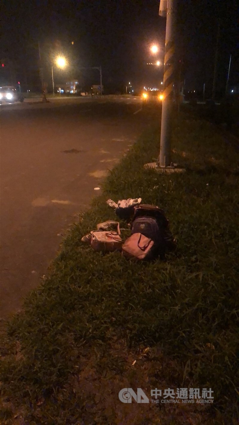 Ransel milik dua korban. (Sumber Foto : Dokumentasi CNA)