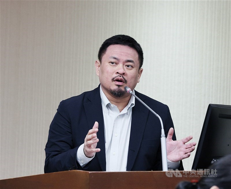 Menteri Ketenagakerjaan Hung Sun-han. (Sumber Foto : Dokumentasi CNA)