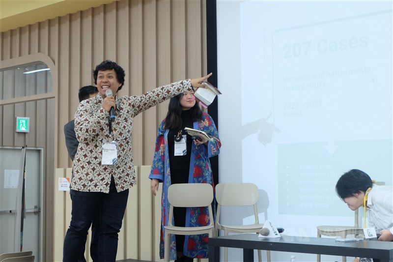 Koordinator KontraS, Dimas Bagus Arya dalam ACFW 2025 di Taipei, Rabu. (Sumber Foto : CNA, 26 November 2025)