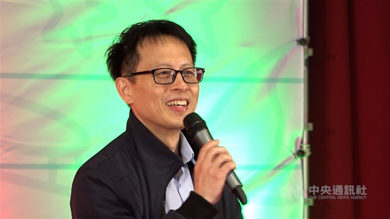 Huang Wei-cheng, pejabat eksekutif senior di Divisi Manajemen Tenaga Kerja Lintas Batas Kementerian Ketenagakerjaan. (Sumber Foto : CNA, 14 Desember 2025)