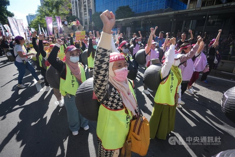 Pawai akbar pekerja migran dua tahunan di Taipei, 7 Desember 2025. (Sumber Foto : Dokumentasi CNA)