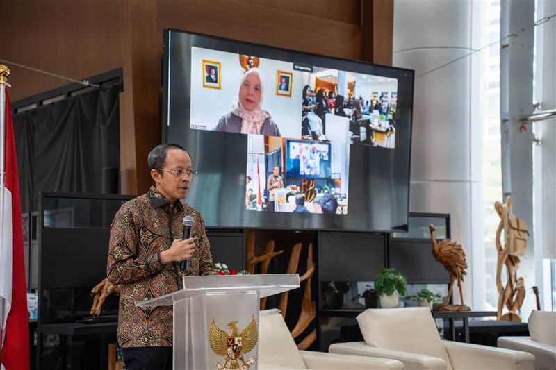 Arif Sulistiyo, Kepala KDEI menekankan tidak hanya memfasilitasi UMKM, namun juga membuka peluang bagi diaspora Indonesia untuk bisa ekspor. (Sumber Foto : KDEI)