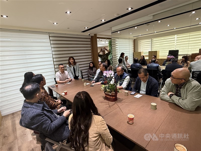 Kunjungan DEWAS BPJS Ketenagakerjaan ke asosiasi agensi. (Sumber Foto : CNA)