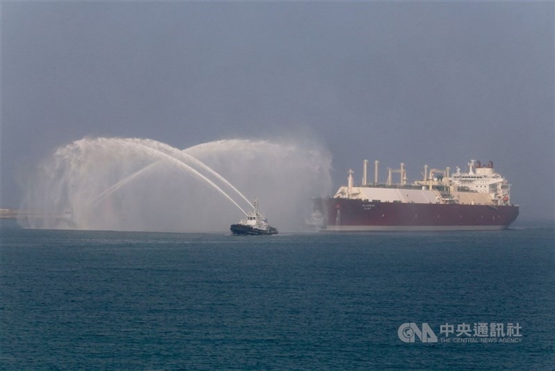 Kapal pengangkut gas alam cair. (Sumber Foto : Dokumentasi CNA)