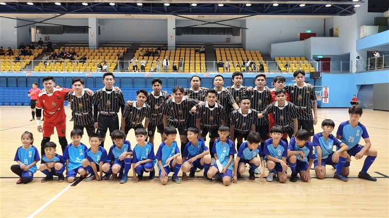 BTN FC dalam pertandingan melawan Taipei Leopards di Taipei Gymnasium, Sabtu. (Sumber Foto : CNA, 21 Maret 2026)