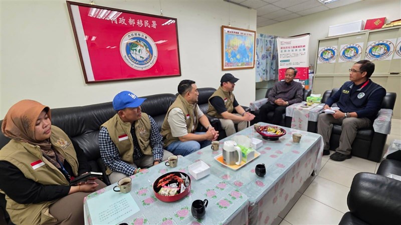 KDEI Taipei berkunjung ke kantor pelayanan NIA di Kinmen. (Sumber Foto : KDEI)