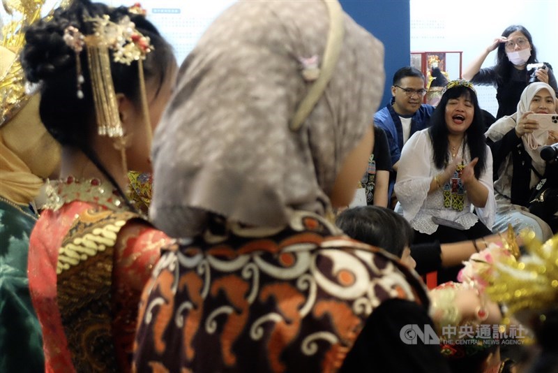 Peringatan Hari Kartini yang digelar oleh IDN Taiwan di Puppetry Art Center Taipei, 19 April 2026. (Sumber foto: CNA)