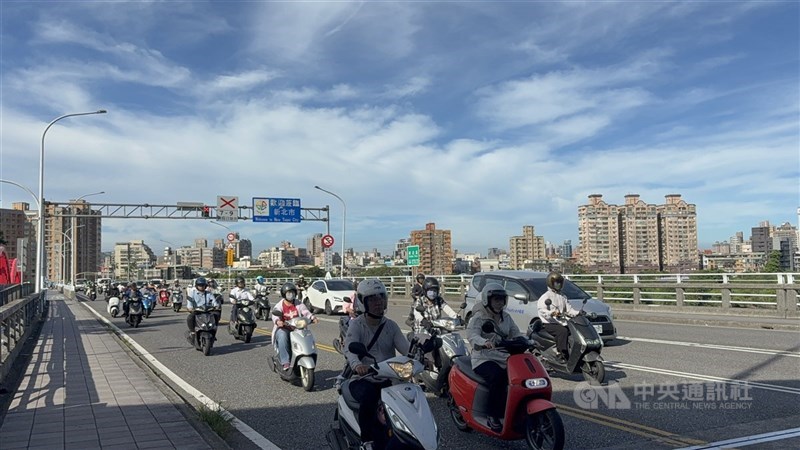 Jembatan Fuhe yang menghubungkan Distrik Yonghe, New Taipei dengan Taipei. (Sumber Foto : Dokumentasi CNA)