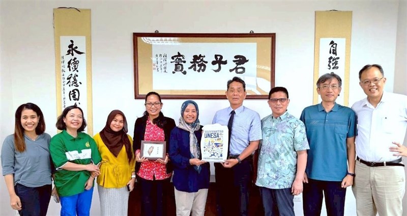 Delegasi Unesa mengunjungi NDHU pada Juni. (Sumber Foto : NDHU)