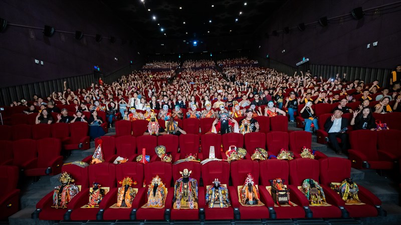 Pemutaran perdana "The Rope Curse 4: Kuntilanak" di LUX Cinema Ximending hari Rabu. (Sumber Foto : WOWing Entertainment Group)