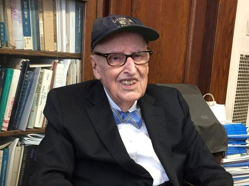 台湾「唐奨」漢学賞のド・バリー氏、受賞は「この上ない栄誉」 フォーカス台湾