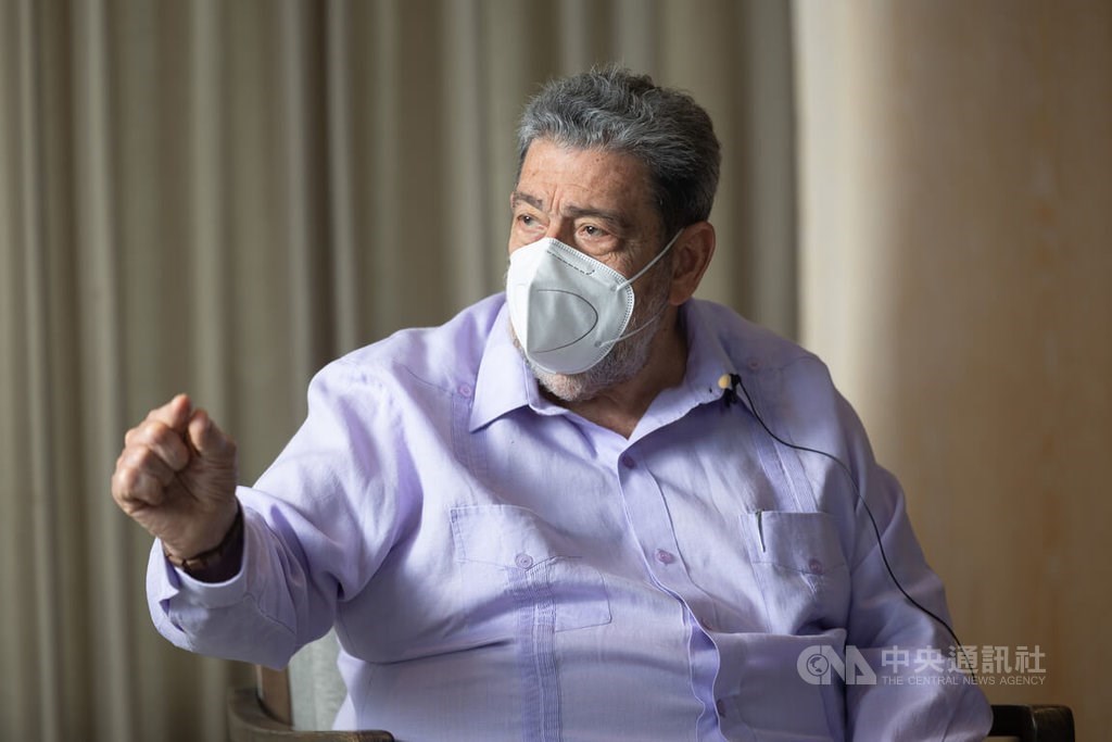 セントビンセント首相、中国が求める台湾との断交「受け入れられない」 フォーカス台湾