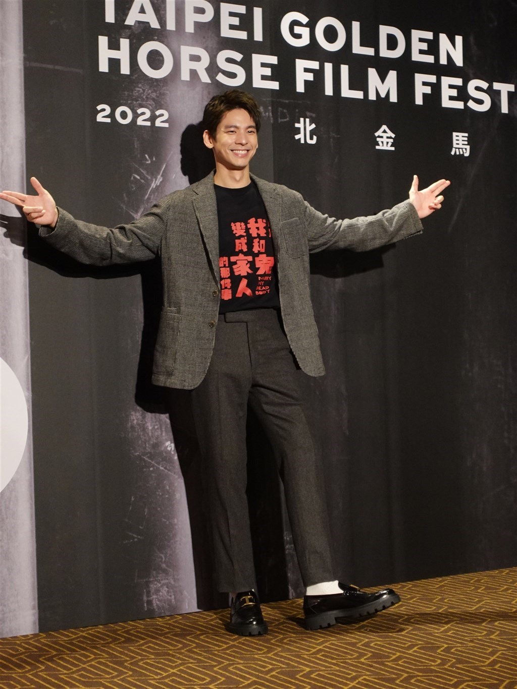 笑顔を見せるリン・ボーホン(林柏宏)