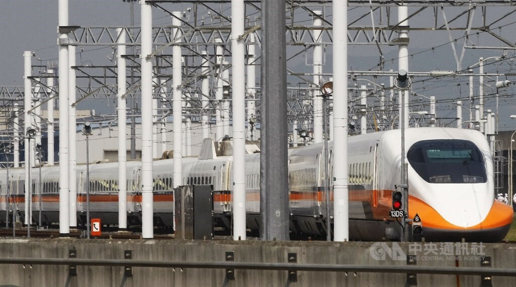 台湾高鉄の700T型電車