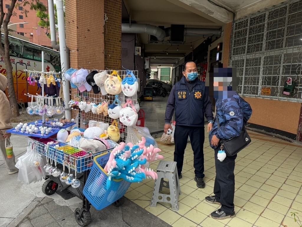 ちいかわ」人気に便乗か ライセンス取得せず関連商品販売の男を