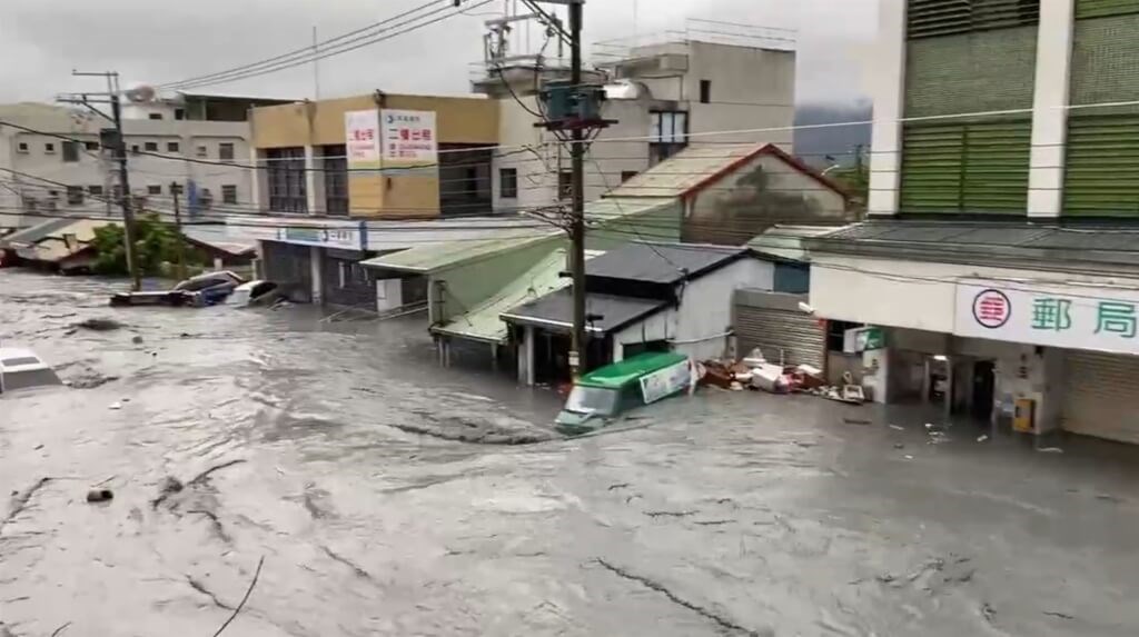 せき止め湖決壊の花蓮で14人死亡、18人けが／台湾 - フォーカス台湾