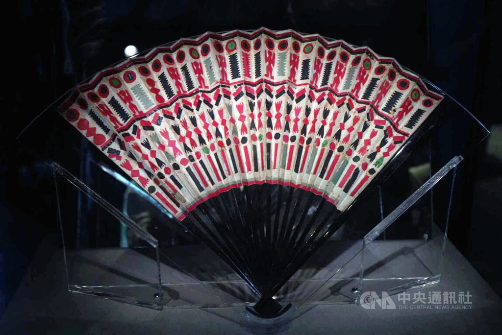 スウェーデンの博物館が所蔵する原住民文物 台湾・屏東で展示始まる