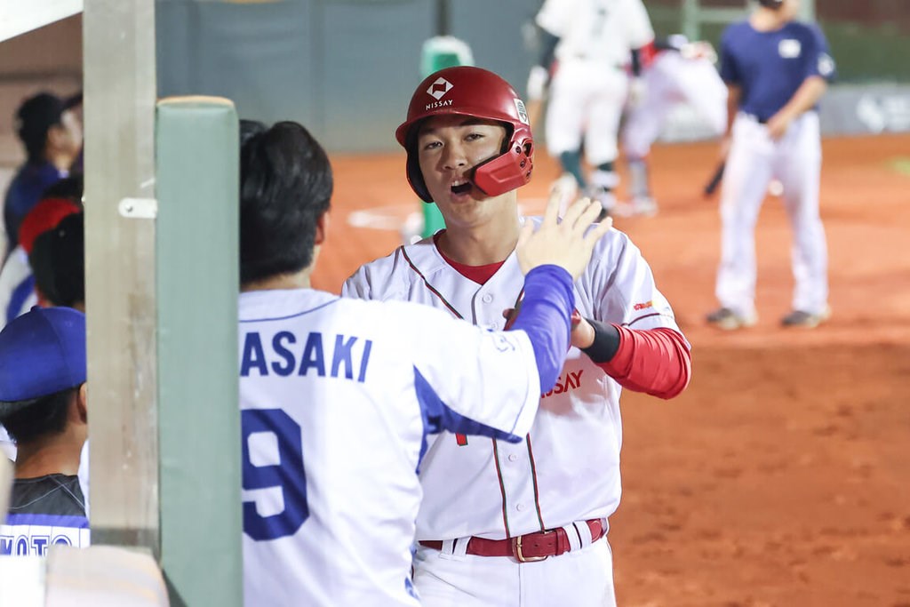 日本社会人選抜が日本プロ野球選抜下し2回目の優勝 台湾ウインター