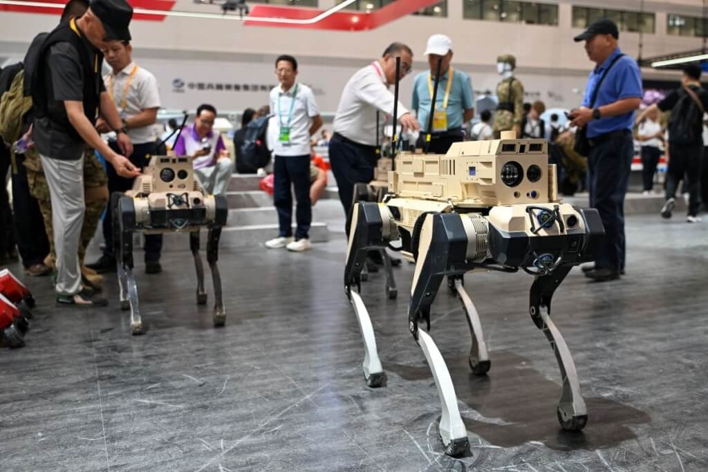 中国で開発進む「ロボット犬」 台湾侵攻に投入想定か 米専門家「多層的