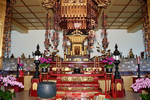 日本統治時代に建てられた台湾善光寺 仏具修繕の解決策探る