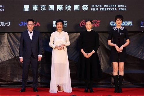 台湾映画「娘の娘」のシルビア・チャンら、レッドカーペット歩く  東京国際映画祭