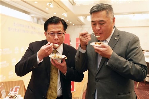 ルーロー飯の具など日本で販売へ  台湾の流通業者と熊本の飲食業者が覚書