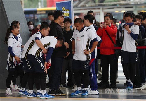 台湾、日本に敗れ連覇ならず  5人制野球ユースアジアカップ