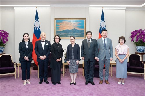 蕭副総統、台日の強靭性強化に期待　水鳥真美・前国連事務総長特別代表と面会
