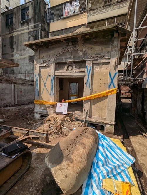 日本統治時代の住職の石碑が見つかる 台中市 曹洞宗寺院の跡地周辺から／台湾