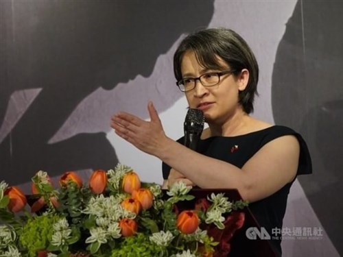 蕭美琴副総統、就任前のチェコ訪問で中国外交官から尾行  総統府が強く非難／台湾