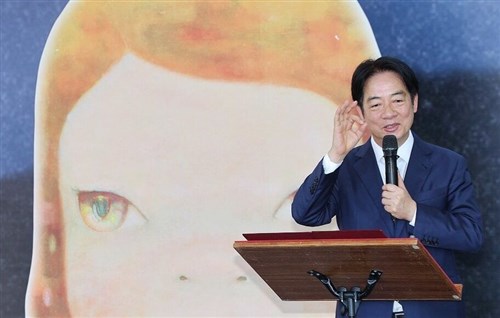 奈良美智さんの台湾巡回展  4カ所目の展示始まる  頼総統が参観呼びかけ