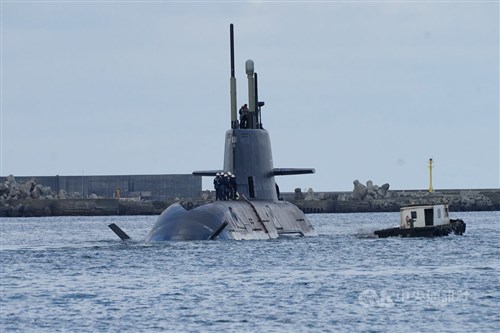 国産潜水艦「海鯤」  3回目の海上試験を終了／台湾