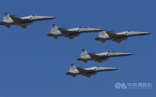 RF5E偵察機が退役  30年近くにわたり写真偵察任務担う／台湾