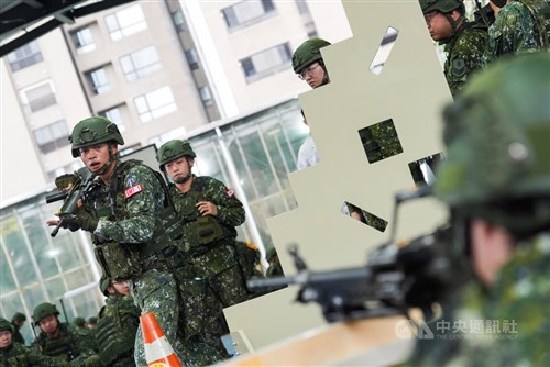 台湾で定例軍事演習の実動演習始まる  昼夜問わず10日間  漢光41号