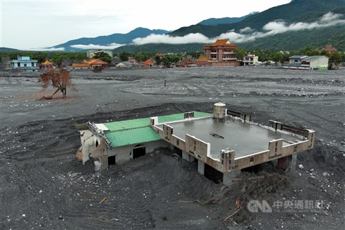 立法院、花蓮の復興に向けた特別予算可決　洪水で甚大な被害／台湾