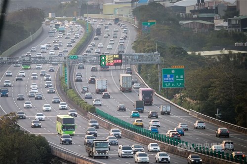 旧正月期間の高速道路、南行きのピークは2月17～19日／台湾