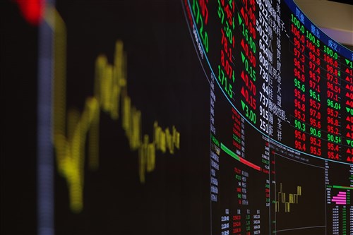 台湾株、史上最高値を更新　TSMCがけん引